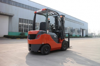 1.5 tons 1.8 tons diesel forklift