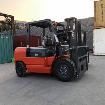 5 tons diesel forklift