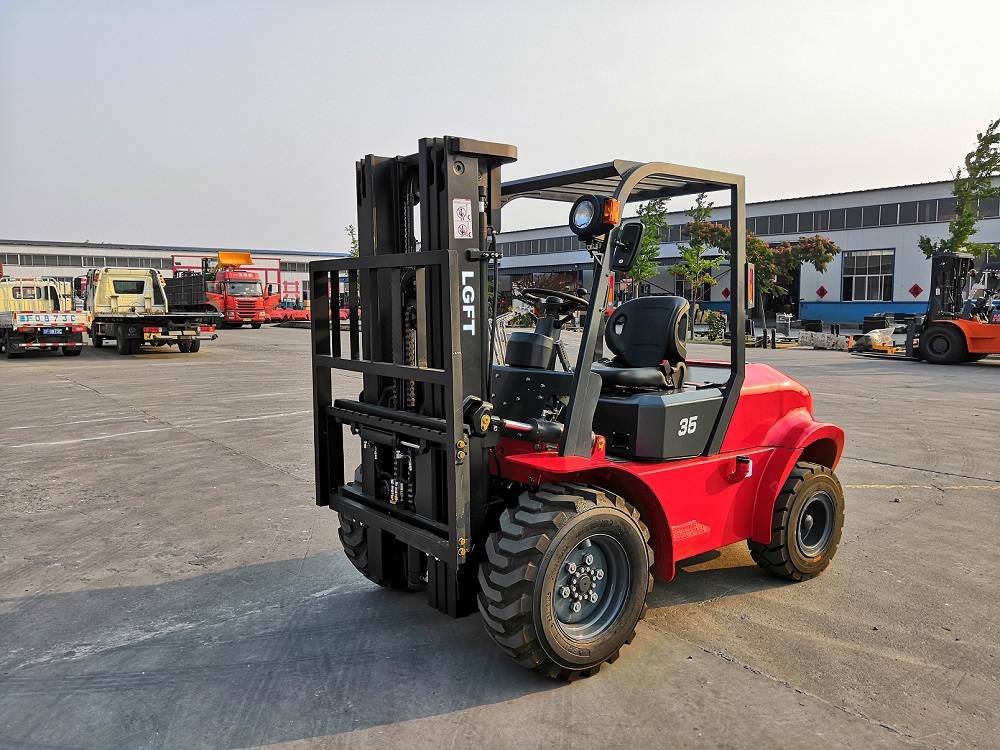 3 tons 3.5 tons 2WD terrain forklift