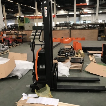 1 tons semi electric stacker