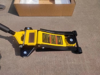 3 tons Hydraulic floor jack